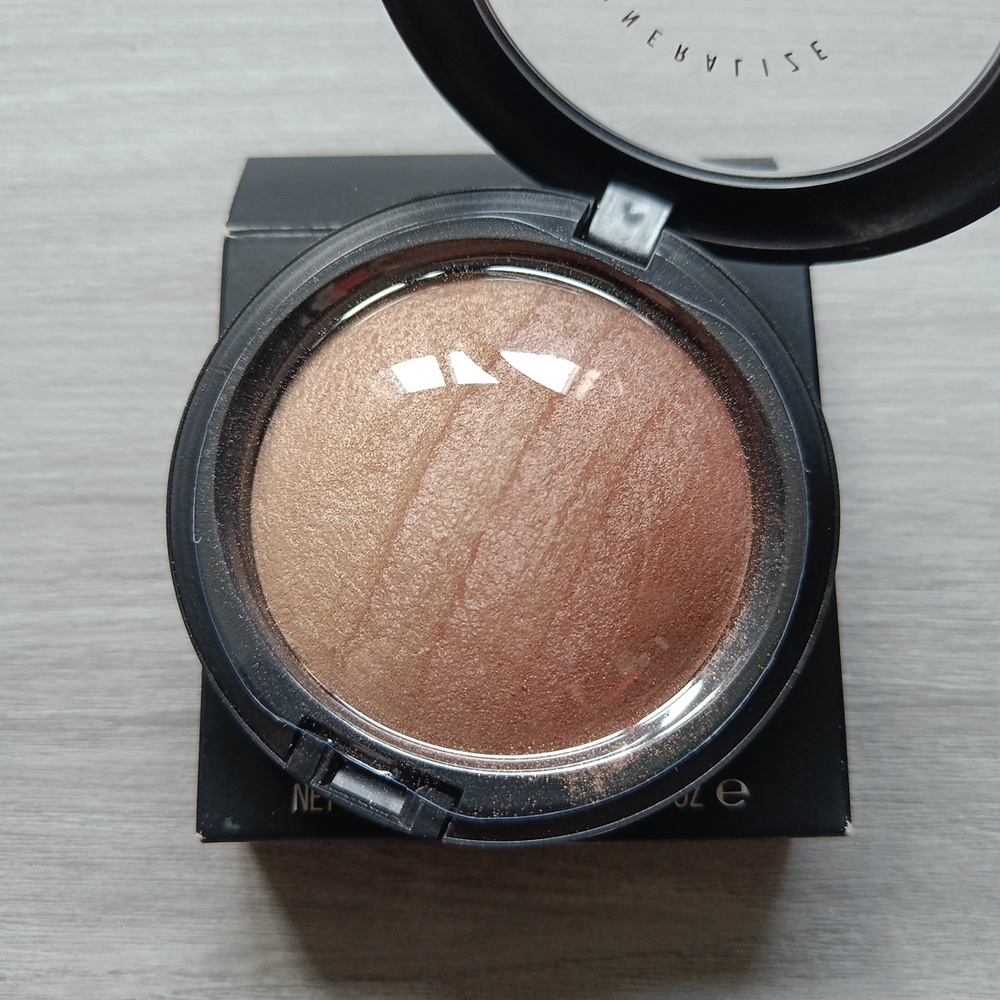 MAC Cosmetics Mineralize Skinfinish - Redhead 26 - Picture 2 of 7